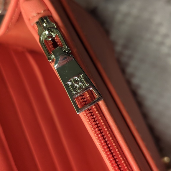 FLASH SALE! - NWT Badgley Mischka Orange Quilted Crossbody Bag - Picture 8 of 10